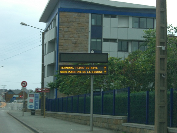 http://www.ctscomputing.com/sites/ctscomputing.com/files/terminal%20ferry%20du%20naye.jpg